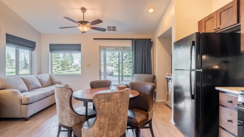46ClubWynham_2bedroom-047