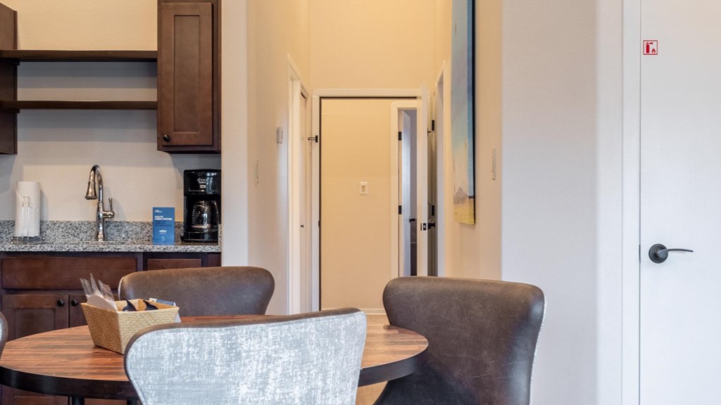 60ClubWynham_2bedroom-060