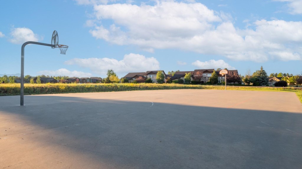 71ClubWynham_2bedroom-071