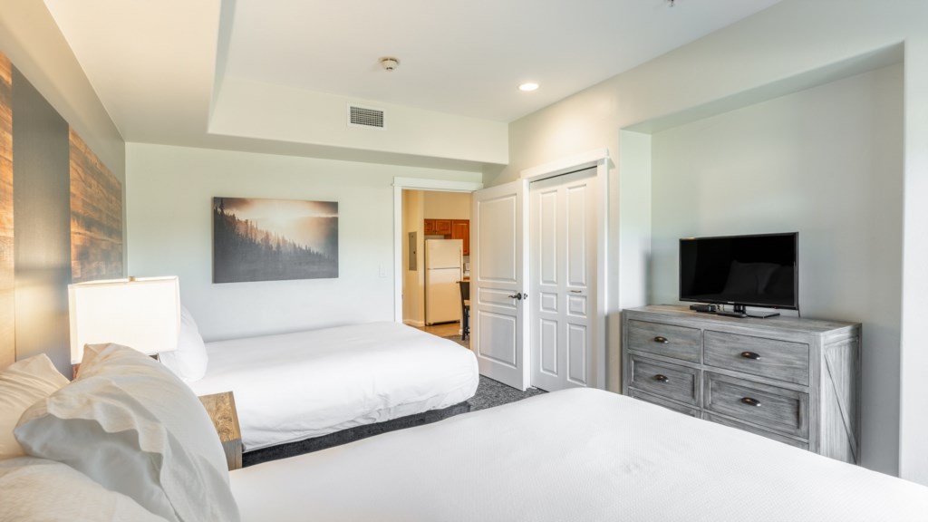 7Wyndham_2bedroom-003