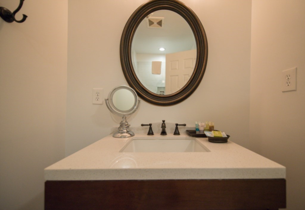 The Lodge Alley Inn™_17.jpg