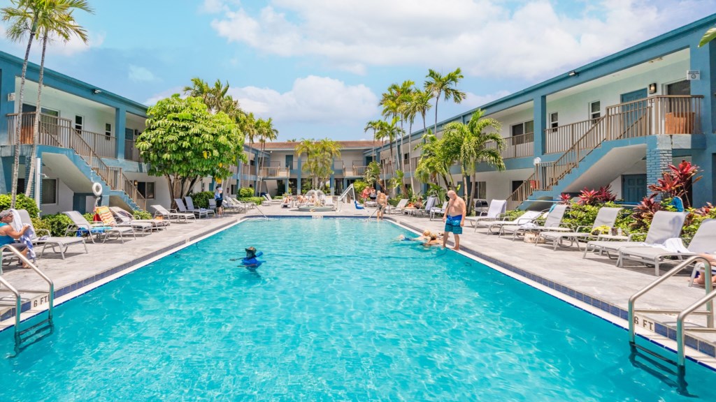 Wyndham Sea Gardens_19.jpg