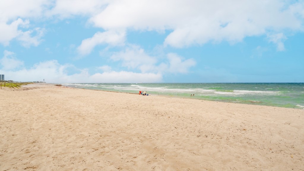 Wyndham Sea Gardens_23.jpg