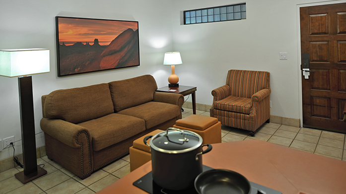 LAR_3_Room_Gallery_1_3