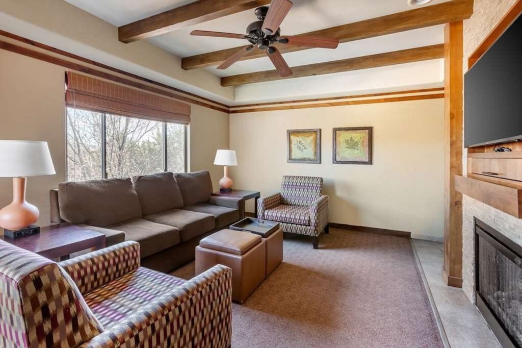 Hilton Vacation Club Sedona Summit_7.jpg