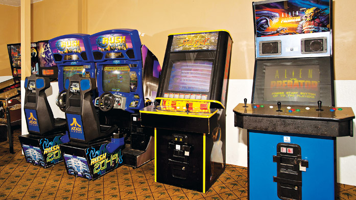 BAL-LTV_game-room-1_0212