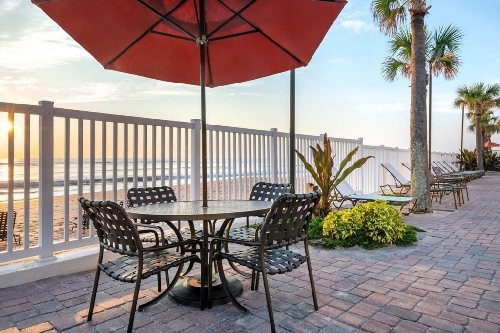 Diamond Resorts The Cove on Ormond Beach_16.jpg