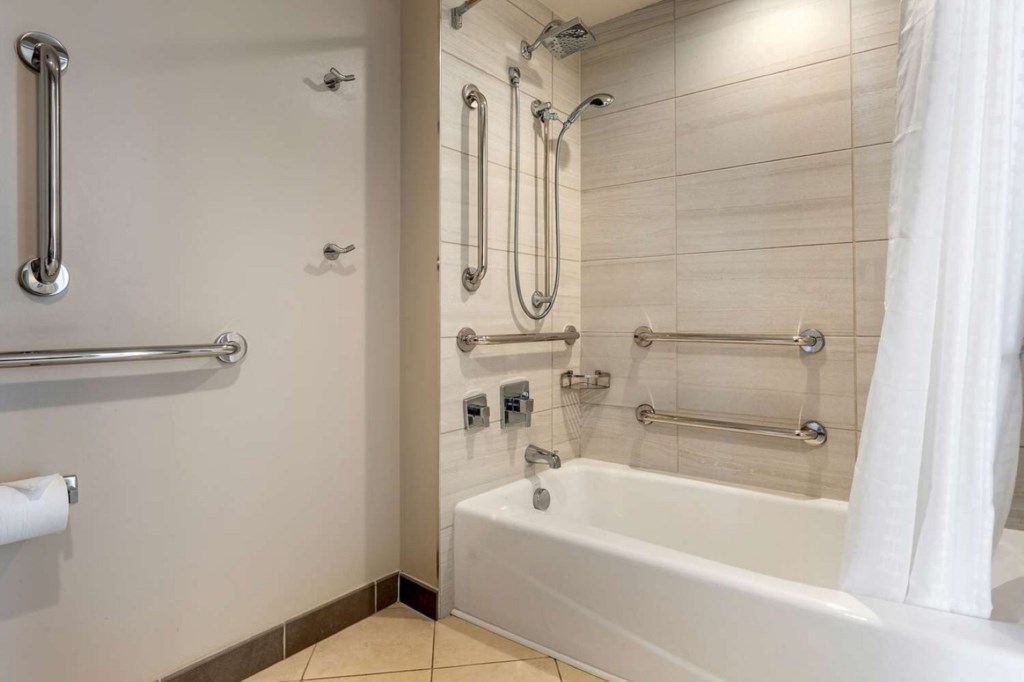 Diamond Resorts or Hilton Vacation Club Ocean Beach Club_11.jpg