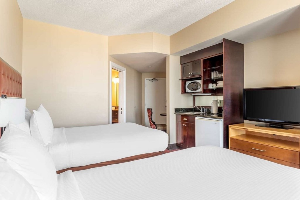 Diamond Resorts or Hilton Vacation Club Ocean Beach Club_15.jpg