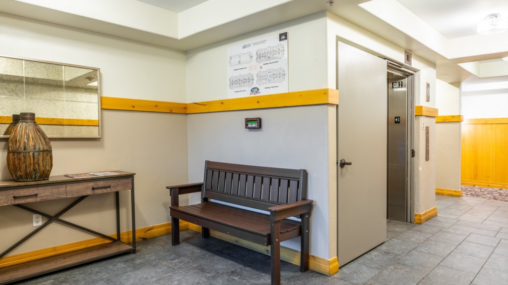 3Wyndham_Entryway