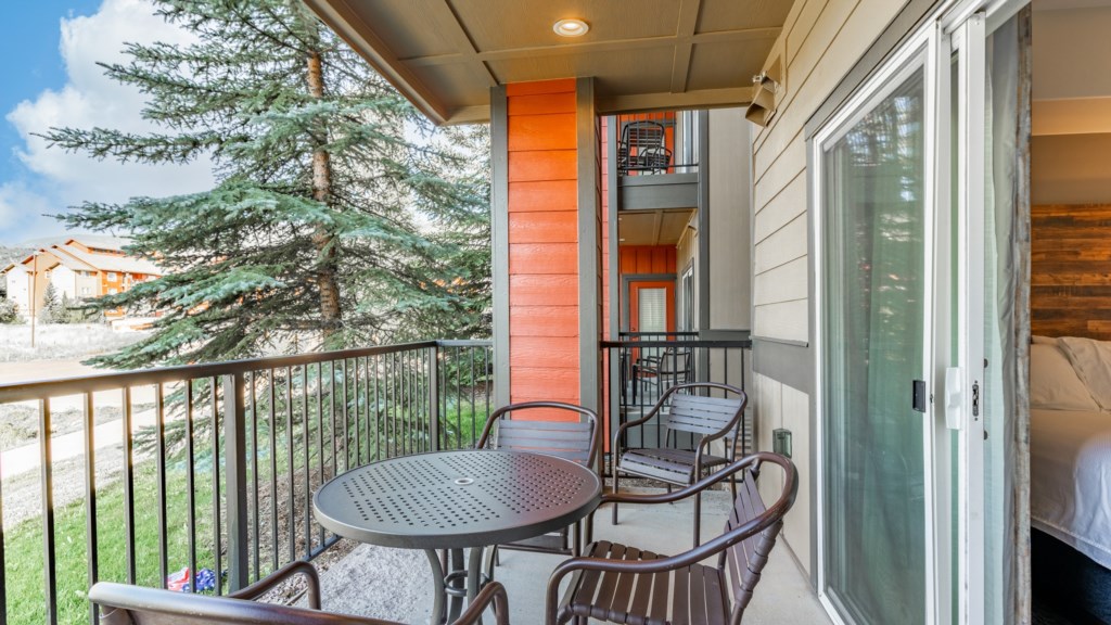 Wyndham_Balconyview-003