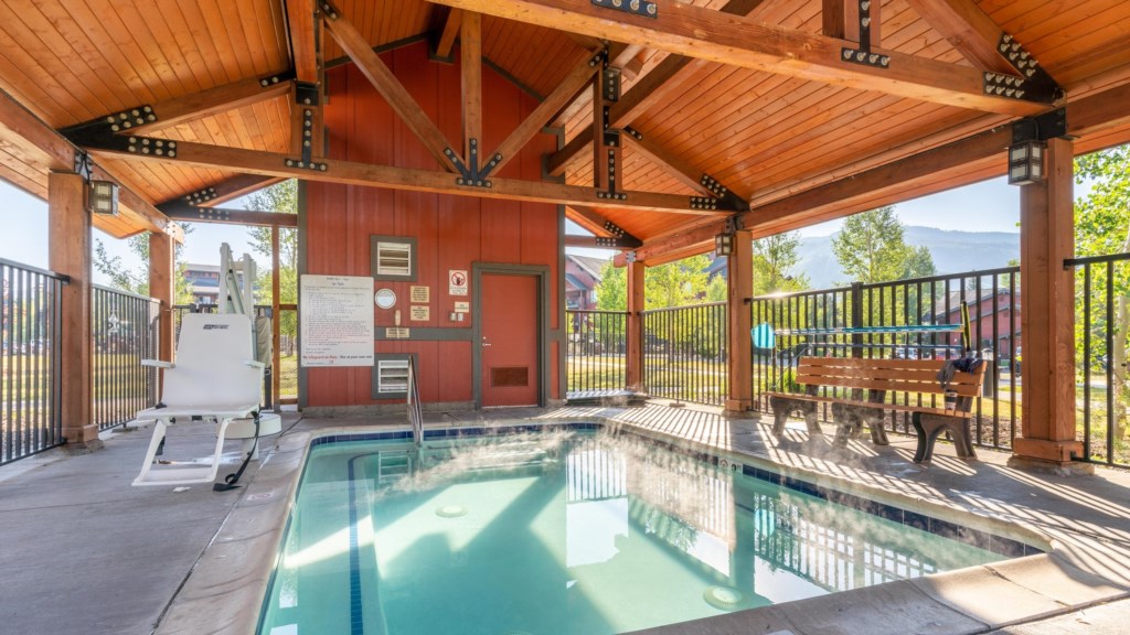 Wyndham_Pools-005