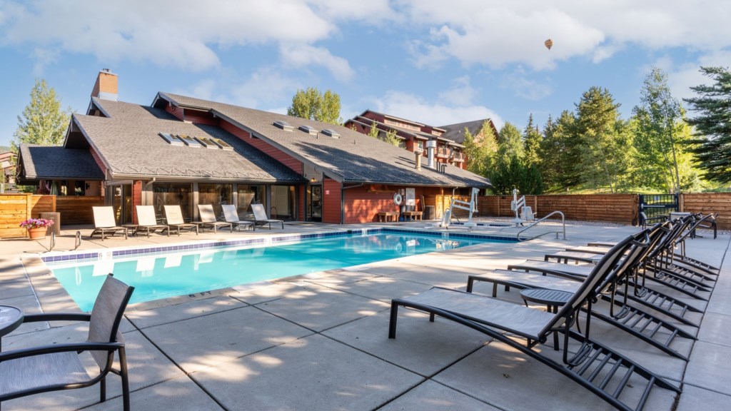 Wyndham_Pools-022