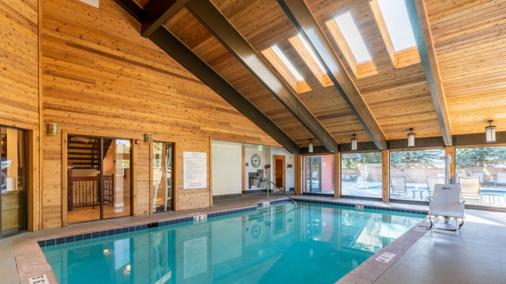 Wyndham_Pools-025