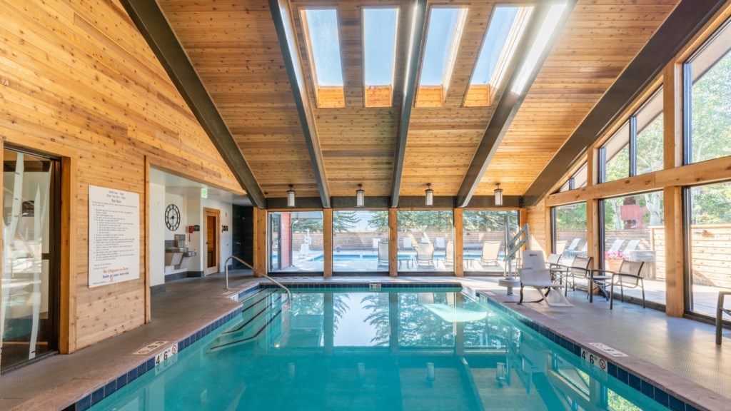 Wyndham_Pools-026