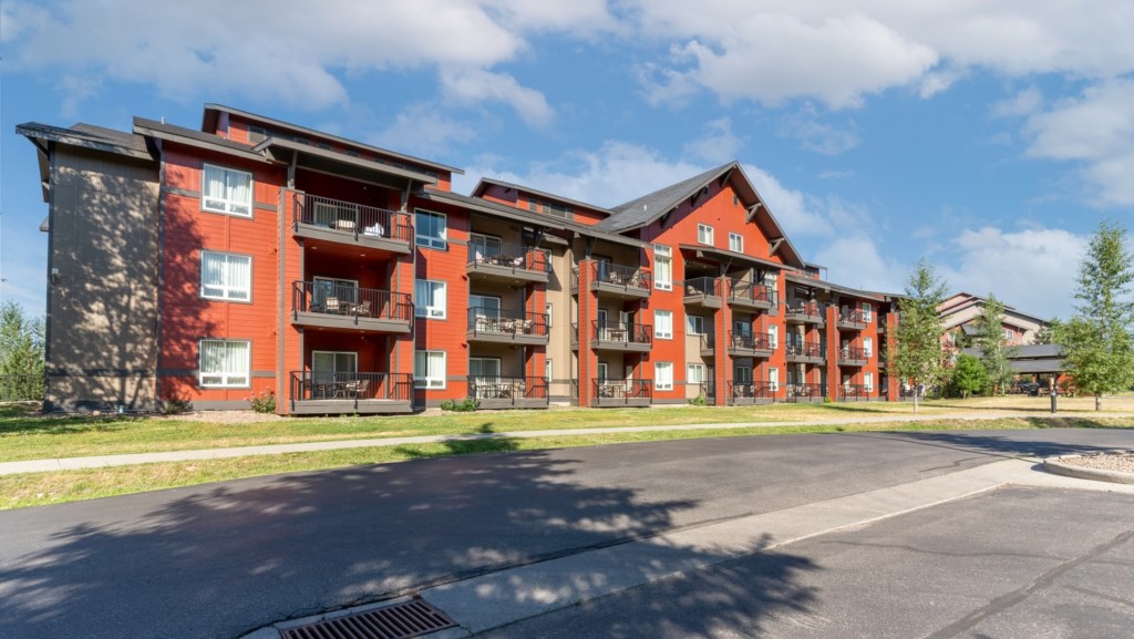 zWyndham_ExteriorofBuildings-015