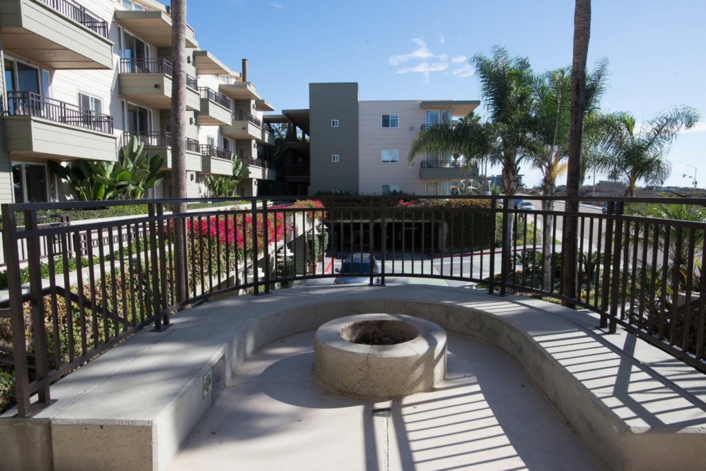 Carlsbad Seapointe Resort_39.jpg