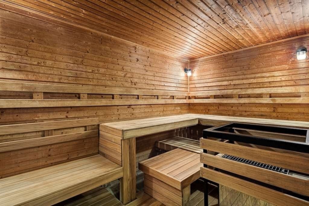 Grand Pacific Palisades_22_sauna.jpg