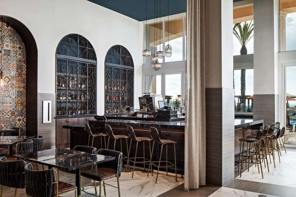 Grand Pacific Palisades_34_cassara-lobby-bar.jpg