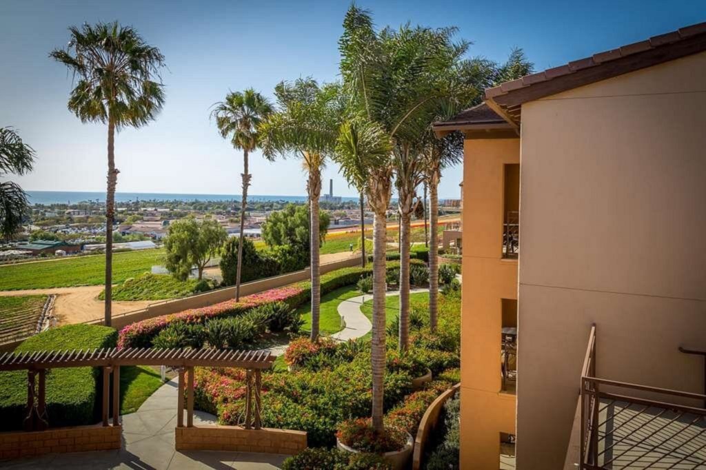 Grand Pacific Palisades_37.jpg