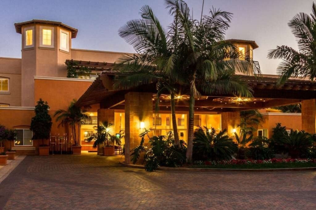 Grand Pacific Palisades_47.jpg