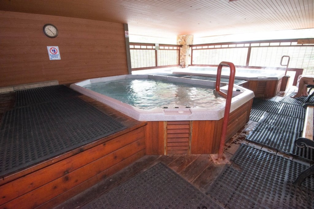 Valdoro Mountain Lodge by Hilton_13.jpg