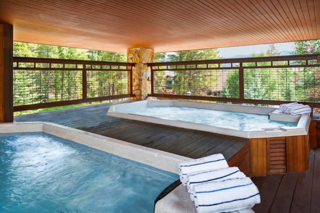 Valdoro Mountain Lodge by Hilton_2.jpg