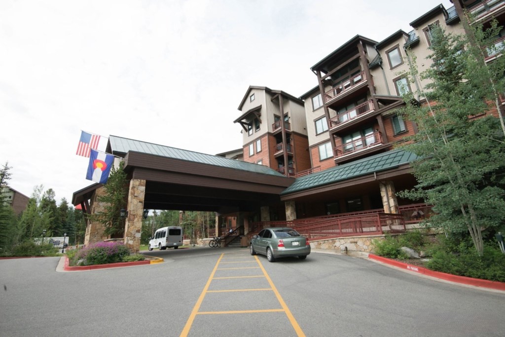 Valdoro Mountain Lodge by Hilton_38.jpg