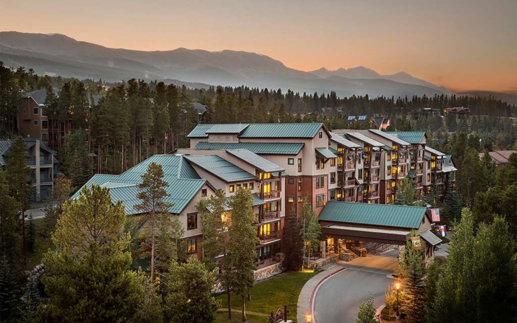 Valdoro Mountain Lodge by Hilton_42.jpg