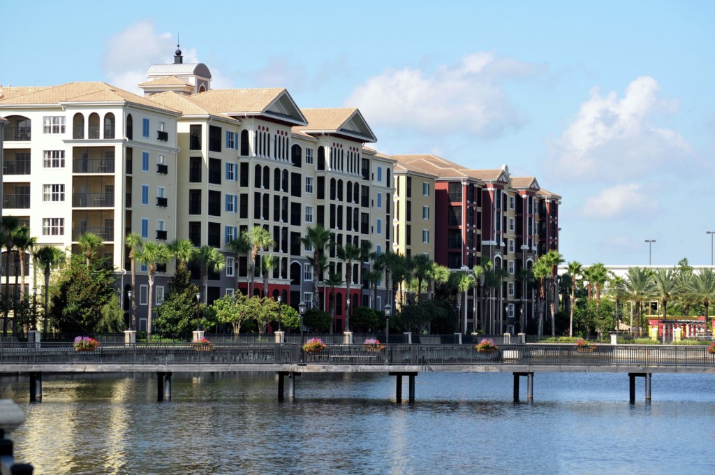 id-hi-res-exterior-with-lake3.jpg
