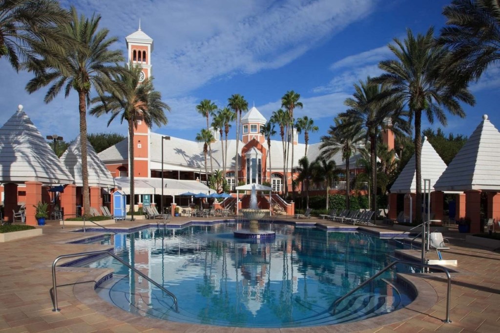 SeaWorld® Orlando, a Hilton Grand Vacations Club_4a.jpg