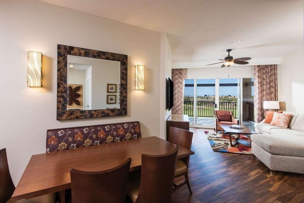 Kohala Suites by Hilton Grand Vacations Club_9.jpg