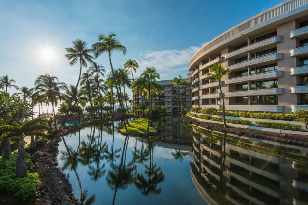 Ocean Tower by Hilton Grand Vacations_17.jpg