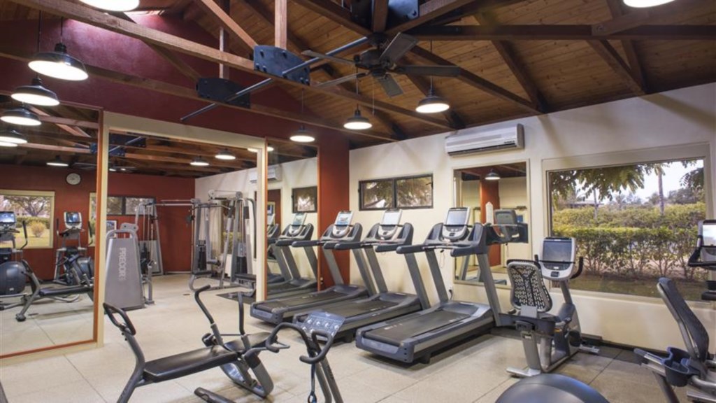 The Bay Club, a Hilton Grand Vacations Club_28.jpg
