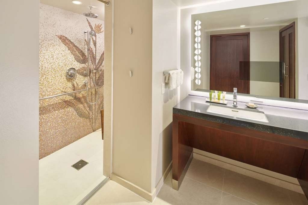 Hokulani Waikiki, a Hilton Grand Vacations Club_14.jpg