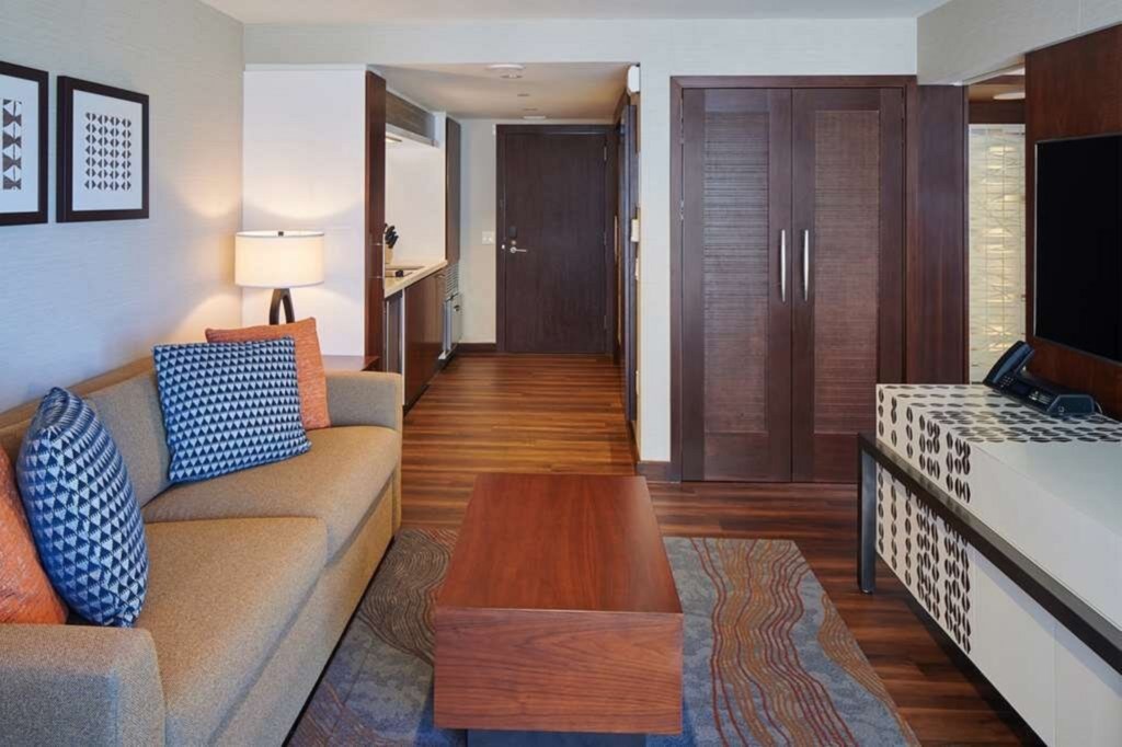 Hokulani Waikiki, a Hilton Grand Vacations Club_8.jpg