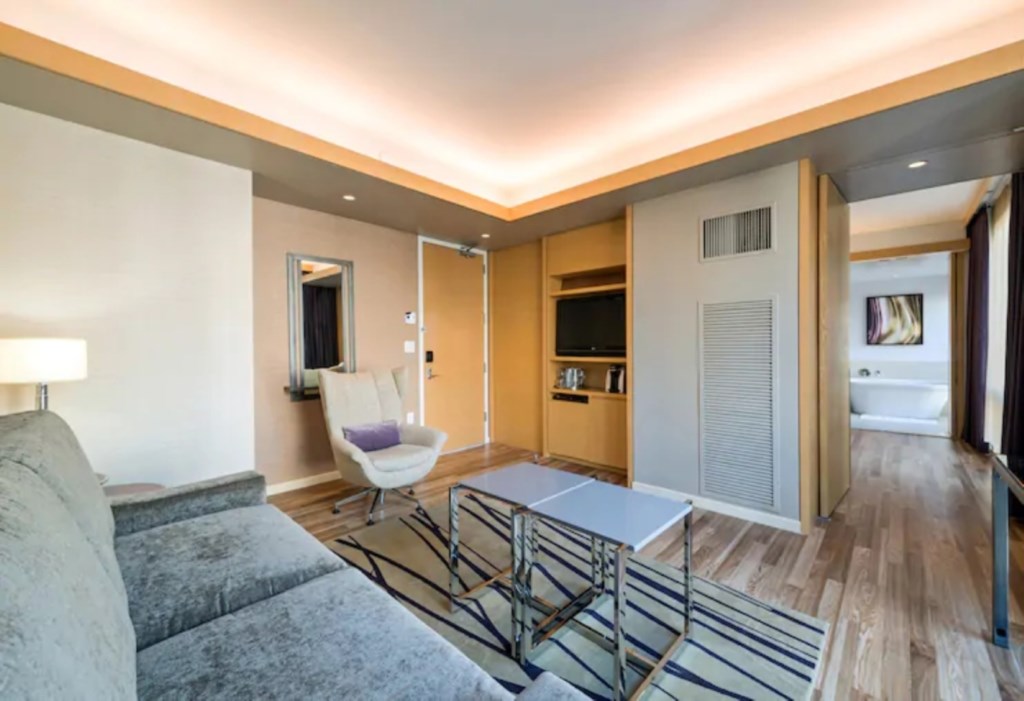 West 57th Street by Hilton Club_6.jpg