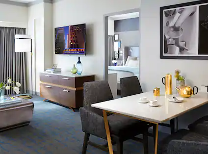 nycrc-hi-res-suite-dining-living