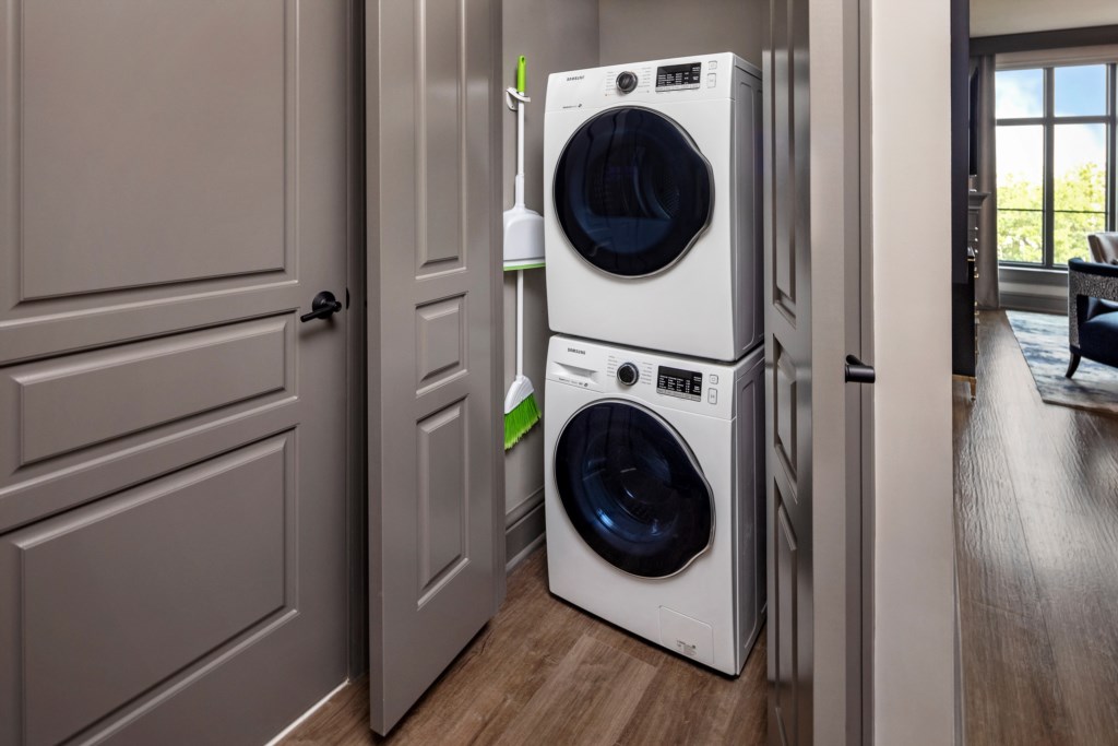 chslp-hi-res-suite-1-and-2-bedroom-washer-dryer.jpg