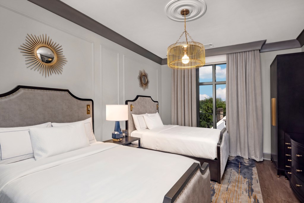 chslp-hi-res-suite-2-bedroom-and-deluxe-guest-bedroom.jpg