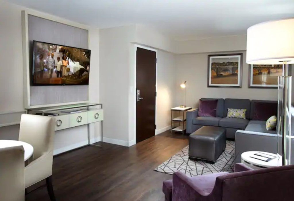 The District by Hilton Club_5.jpg