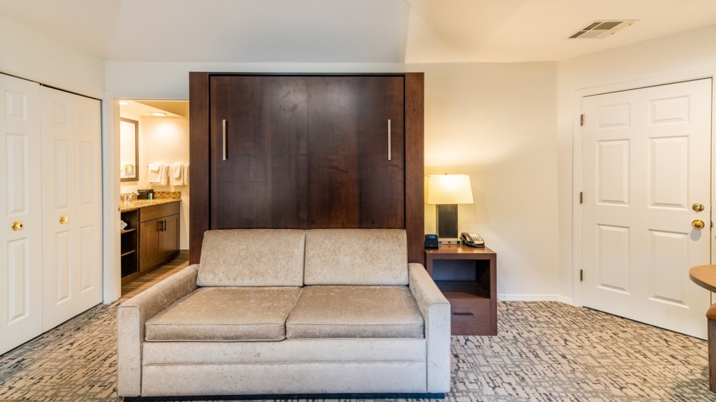 10WyndhamatBranson_Suite310B-047