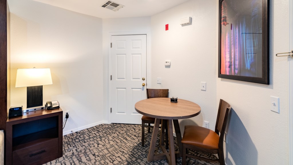12WyndhamatBranson_Suite310B-049
