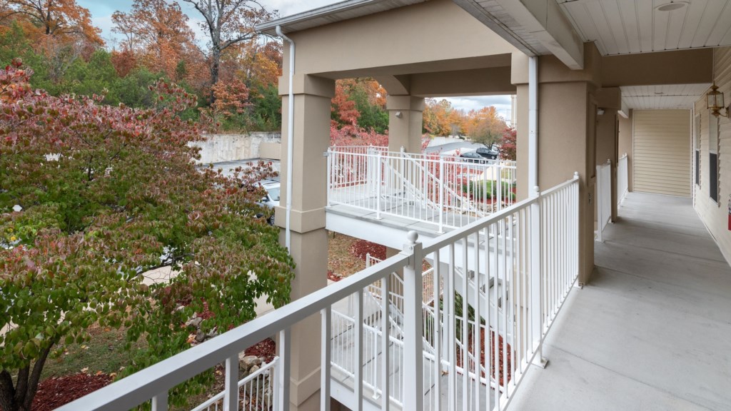 5WyndhamatBranson_Building5,Suite310B-041