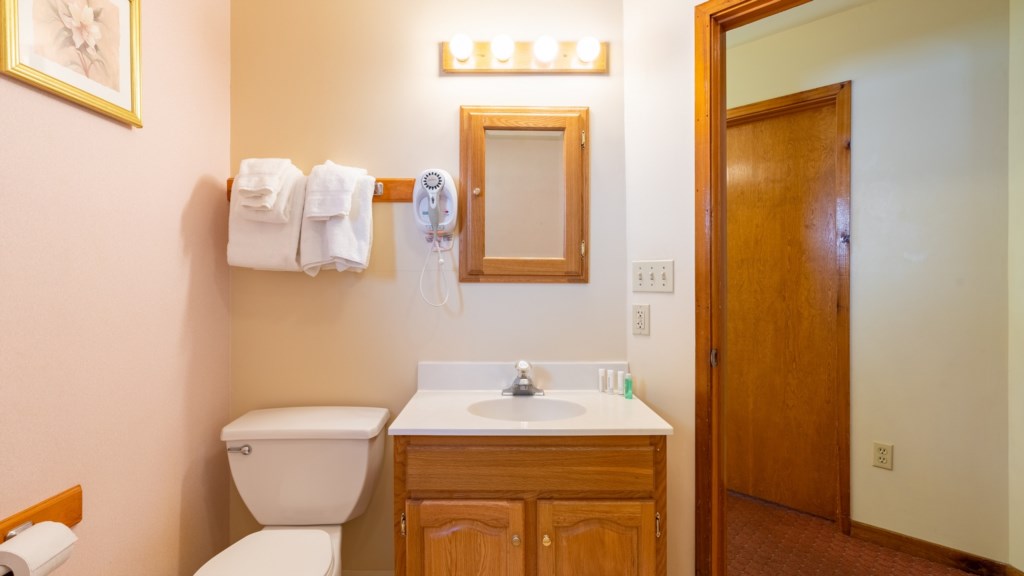 WyndhamResorts_19bathroom-051
