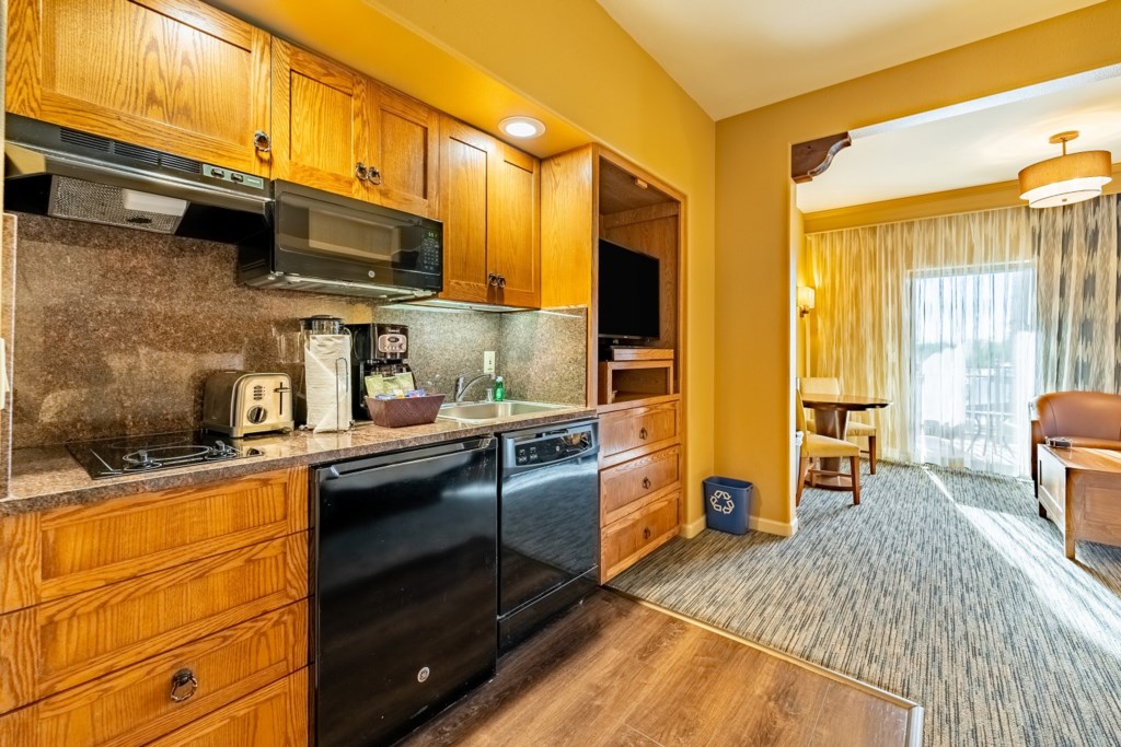 17_TheLegacyGolfResort_Room-004