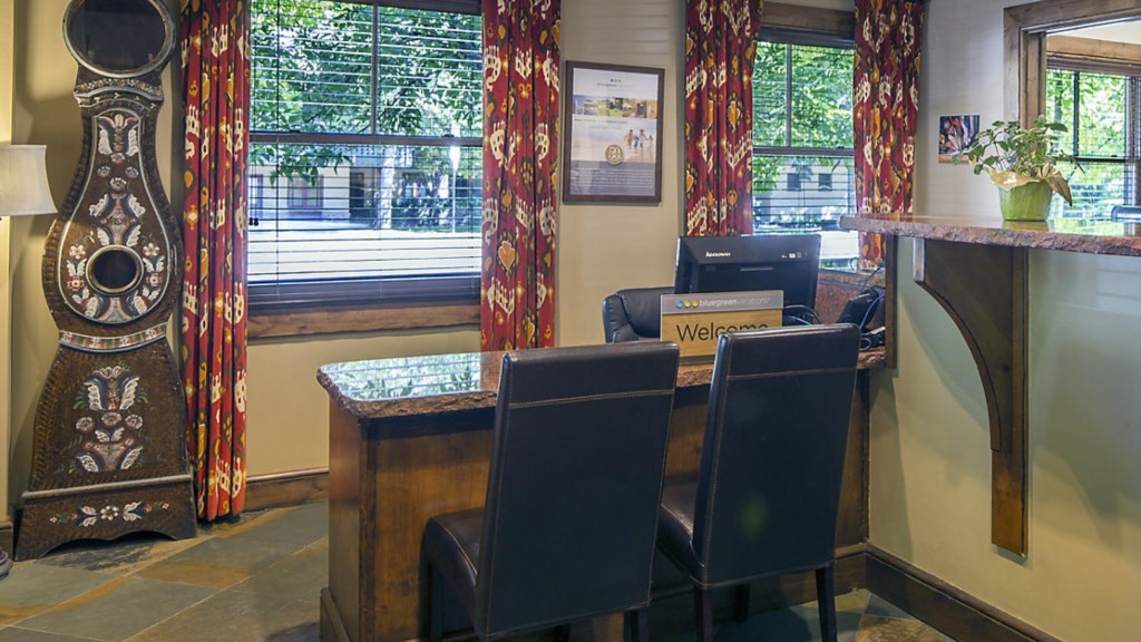 the-innsbruck-aspen-registration-guest-services