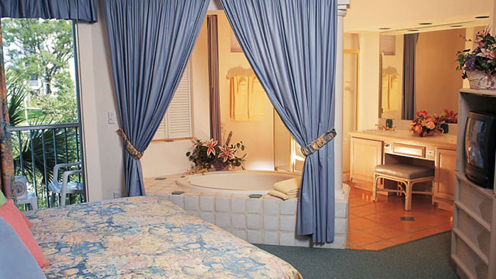 CPR-09-bedroom