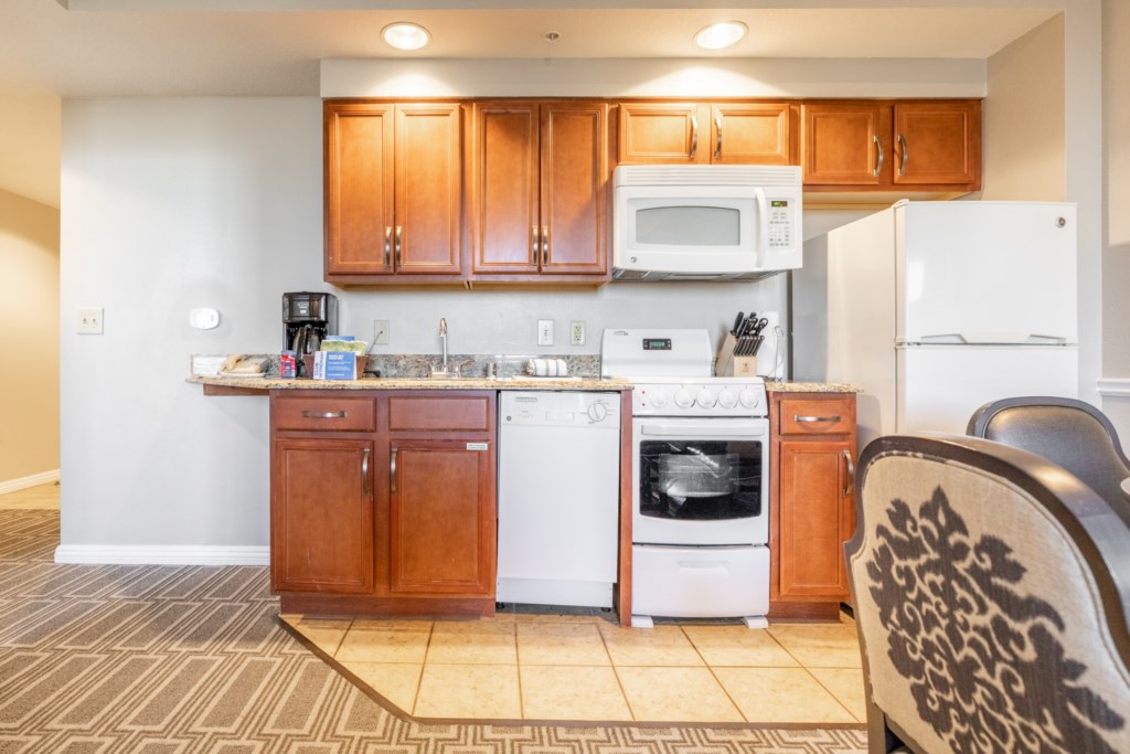 8 Club Wyndham Grand Desert 1 bedroom - kitchen (2).jpg