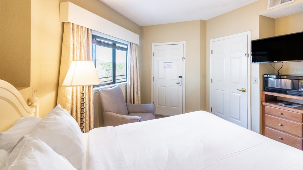 6BGLaurelCrest™-Hotel_1bedroom-004